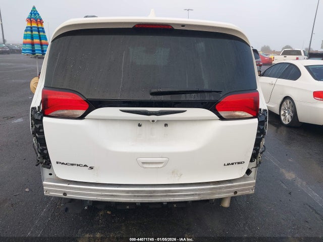 Chrysler Pacifica Limited 2020 2C4RC1GG4LR290485 Image 17