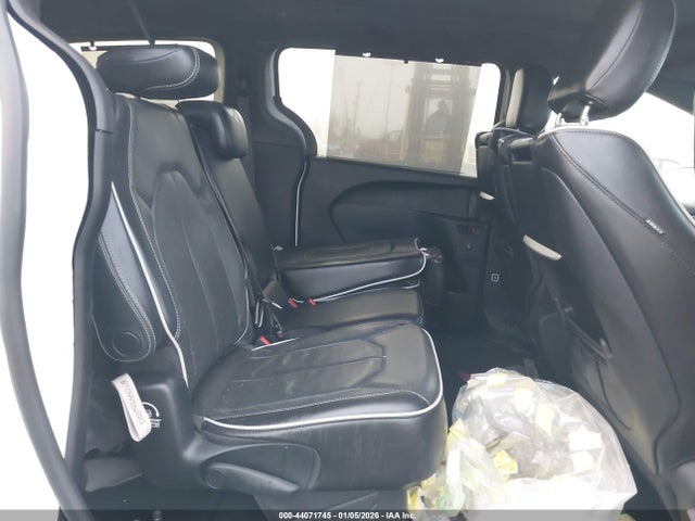 Chrysler Pacifica Limited 2020 2C4RC1GG4LR290485 Image 8