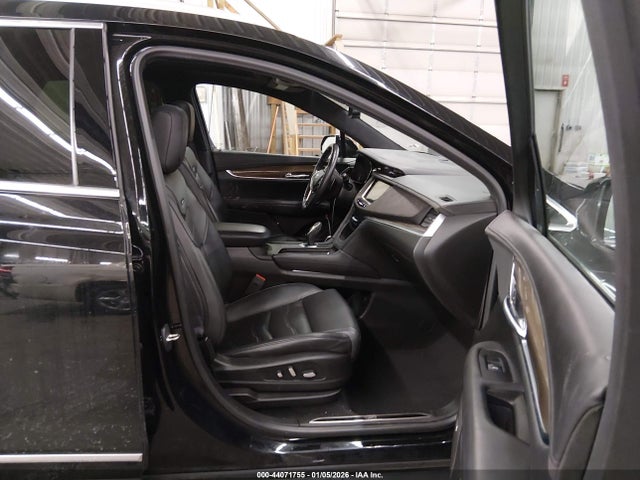 2017 Cadillac Xt5 Platinum მანქანა იყიდება აუქციონზე, vin: 1GYKNFRSXHZ128538, აუქციონის ნომერი: 44071755