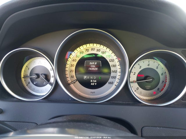 2014 Mercedes-benz C 300 Sport 4matic მანქანა იყიდება აუქციონზე, vin: WDDGF8AB9EG230894, აუქციონის ნომერი: 44071758