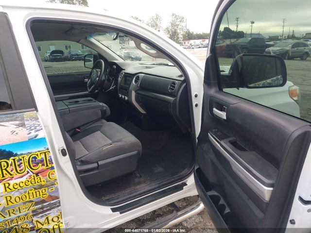 5TFRM5F19EX071365 Toyota Tundra Sr5 4.6l V8