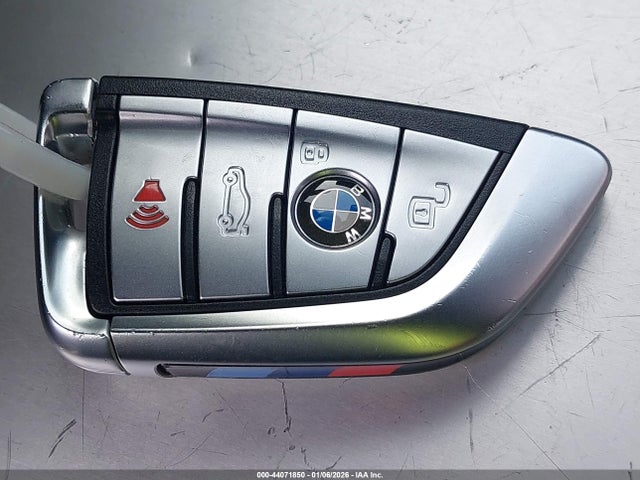 BMW M8 Gran Coupe Competition 2025 WBSGV0C03SCU61747 Image 11