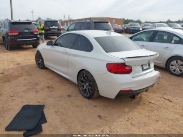 2016 BMW M235I WBA1J7C51GV360017 Photo 2