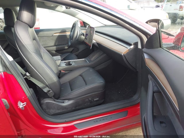 2022 TESLA MODEL 3 5YJ3E1EB5NF135255 Photo 4