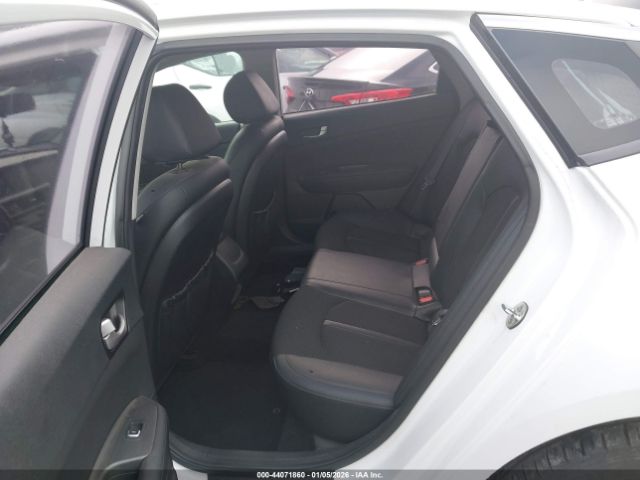 2018 KIA OPTIMA 5XXGT4L33JG246236 Photo 7