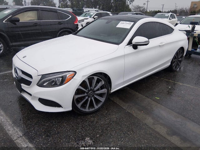 Mercedes-Benz C 300 2018 WDDWJ4JB4JF652056 Image 2