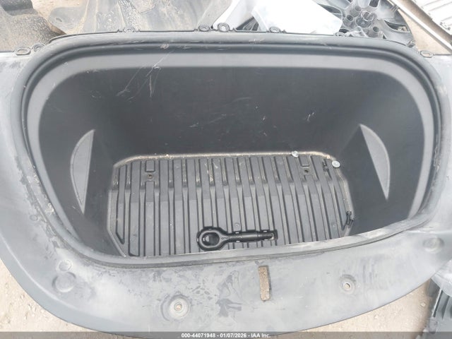 Aukcja sprzedaży 2025 Tesla Model Y Long Range Dual Motor All-wheel Drive, vin: 7SAYGDEE1SA344824, numer aukcji: 44071948