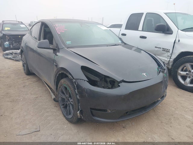 Aukcja sprzedaży 2025 Tesla Model Y Long Range Dual Motor All-wheel Drive, vin: 7SAYGDEE1SA344824, numer aukcji: 44071948