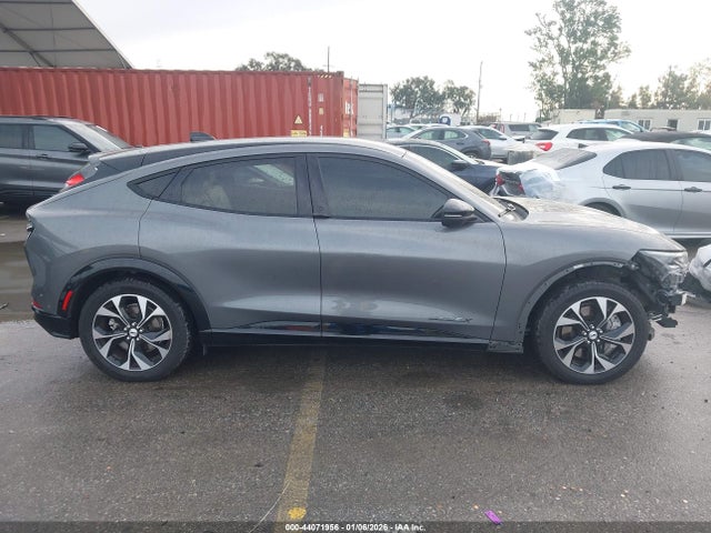 Ford Mustang Mach-e Premium 2023 3FMTK3R77PMA92459 Image 14