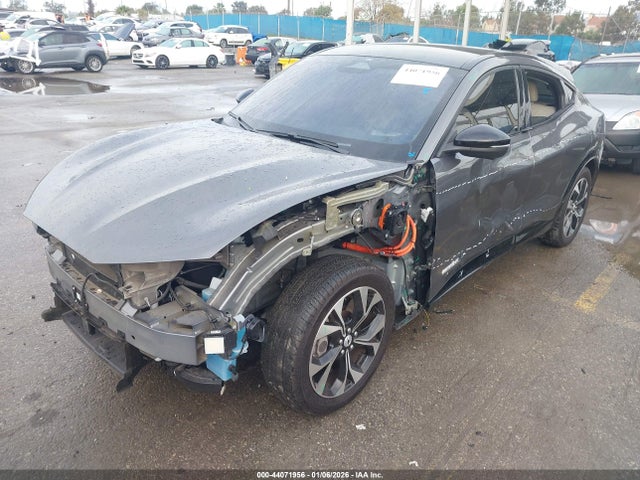 Ford Mustang Mach-e Premium 2023 3FMTK3R77PMA92459 Image 2