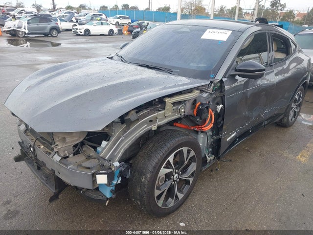 Ford Mustang Mach-e Premium 2023 3FMTK3R77PMA92459 Image 6