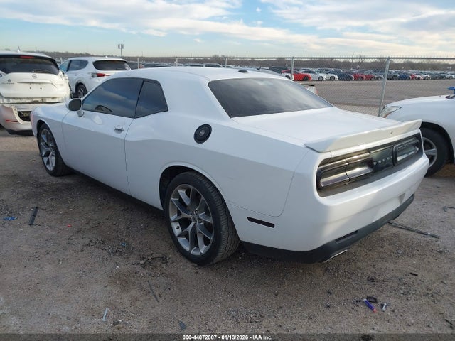 Продажа на аукционе авто 2022 Dodge Challenger Gt, vin: 2C3CDZJGXNH127993, номер лота: 44072007