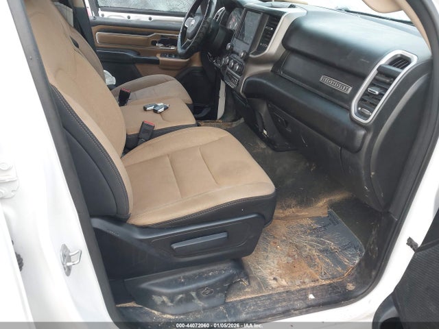 Продаж на аукціоні авто 2021 Ram 1500 Big Horn  4x4 6'4 Box, vin: 1C6SRFBT6MN770079, номер лоту: 44072060