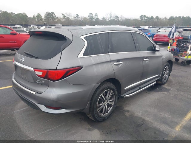 44072076 :رقم المزاد ، 5N1DL0MN8HC540359 vin ، 2017 Infiniti Qx60 مزاد بيع