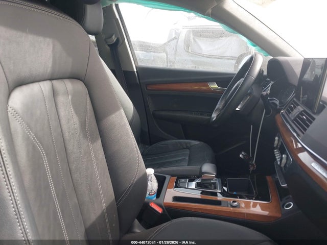 WA1AAAFY5M2010919 Audi Q5 Premium 45 Tfsi Quattro S Tronic