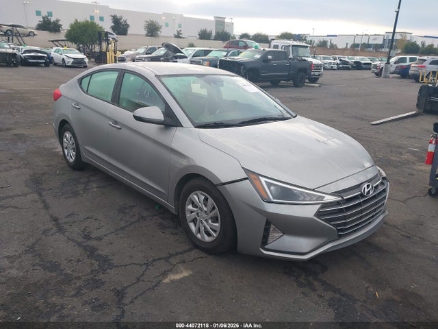 Hyundai ELANTRA SE 2020 5NPD74LF7LH557791 main image