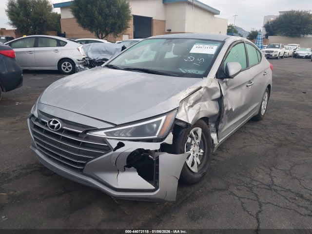 Hyundai ELANTRA SE 2020 5NPD74LF7LH557791 Image 2