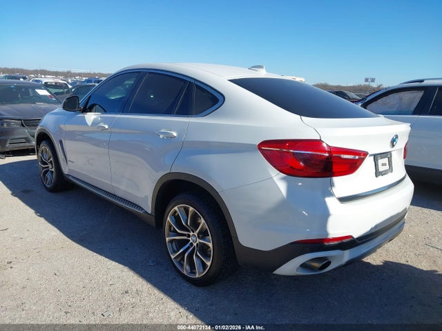 2015 BMW X6 5UXKU2C55F0F95843 Photo 2