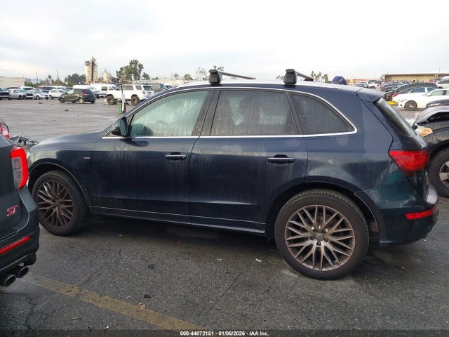 WA1M2AFP6HA031002 Audi Q5 2.0t Premium