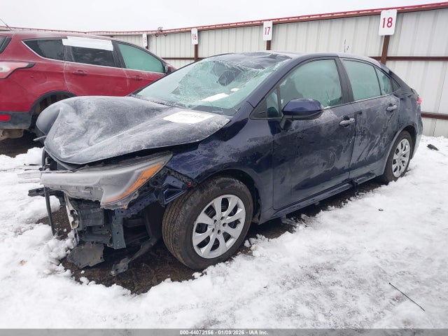 Toyota COROLLA LE 2022 5YFEPMAE8NP373576 Image 2