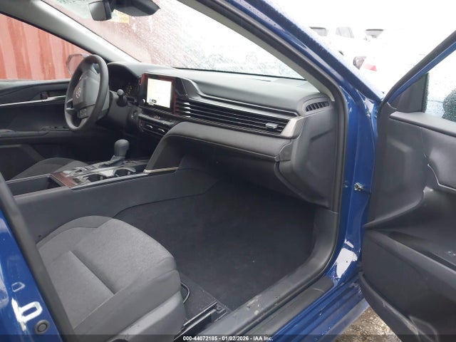Toyota CAMRY LE 2025 4T1DAACK7SU205016 Image 5