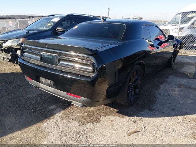Продажа на аукционе авто 2016 Dodge Challenger 392 Hemi Scat Pack Shaker, vin: 2C3CDZFJ8GH245581, номер лота: 44072197