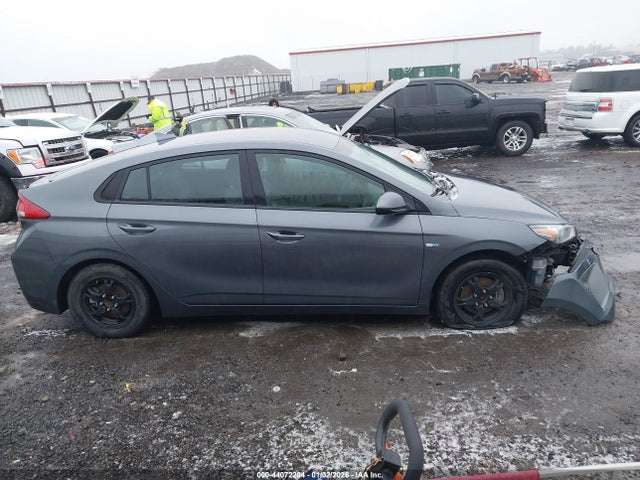 KMHC65LC2KU169779 Hyundai Ioniq Hybrid Blue