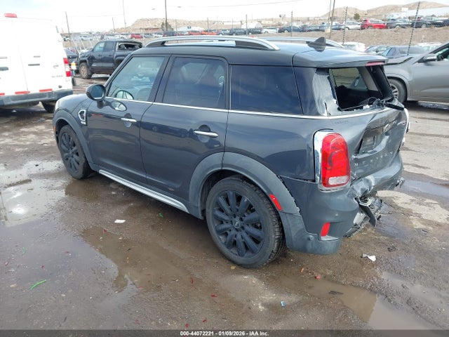 2017 MINI COUNTRYMAN WMZYT3C33H3D98450 Photo 2