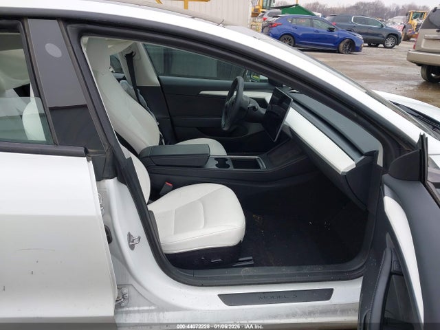 2023 TESLA MODEL 3 5YJ3E1EA0PF507773 Photo 4