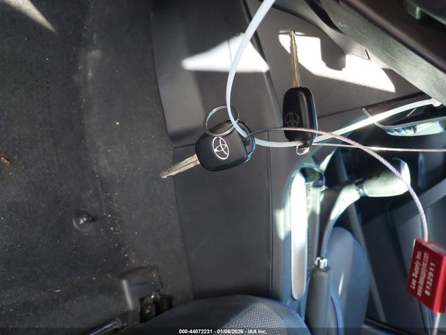 2T1BURHE7HC961570 Toyota COROLLA SE