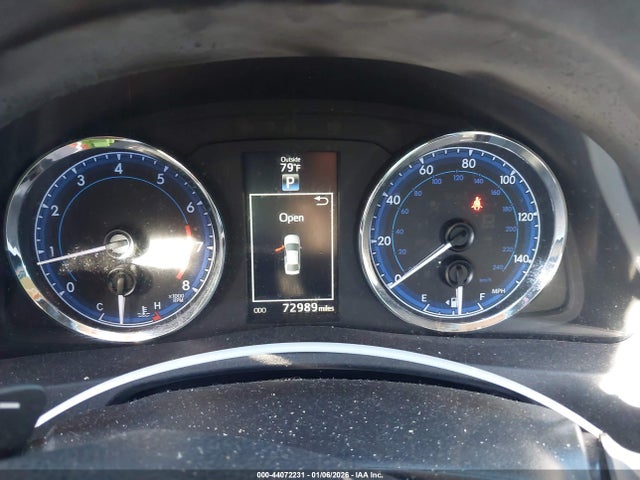 2T1BURHE7HC961570 Toyota COROLLA SE