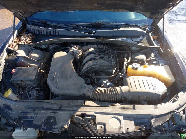 44072235 :رقم المزاد ، 2C3CCAAG7EH327119 vin ، 2014 Chrysler 300 مزاد بيع