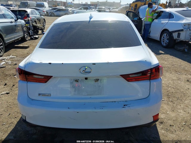 44072236 :رقم المزاد ، JTHBA1D29G5032559 vin ، 2016 Lexus Is 200t مزاد بيع