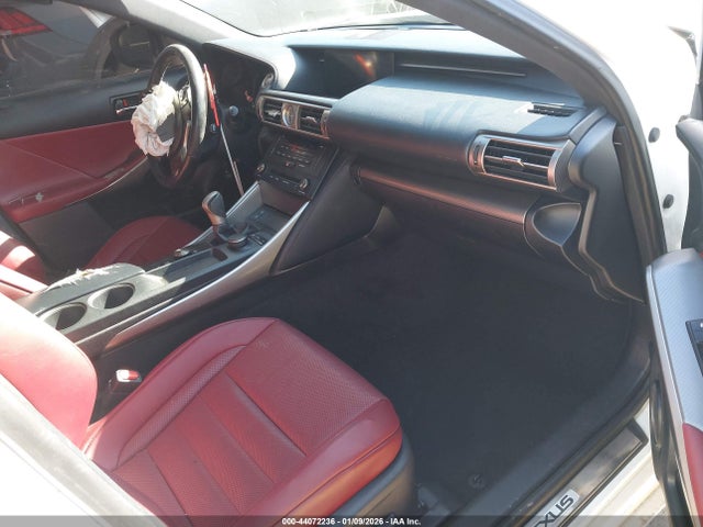 44072236 :رقم المزاد ، JTHBA1D29G5032559 vin ، 2016 Lexus Is 200t مزاد بيع