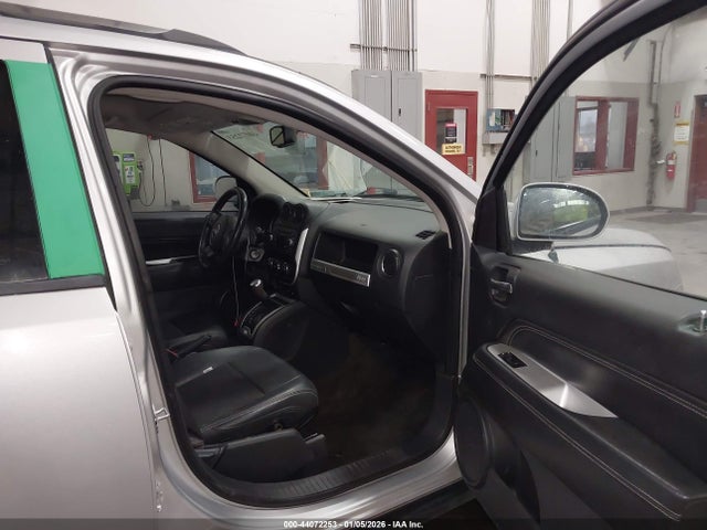 2014 JEEP COMPASS 1C4NJDEB1ED629593 Photo 4