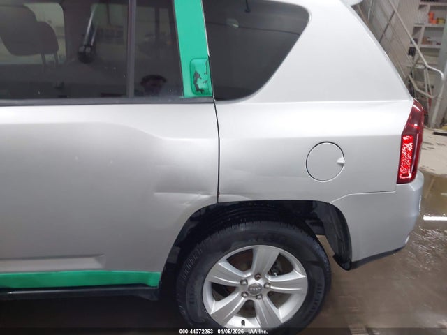 2014 JEEP COMPASS 1C4NJDEB1ED629593 Photo 5