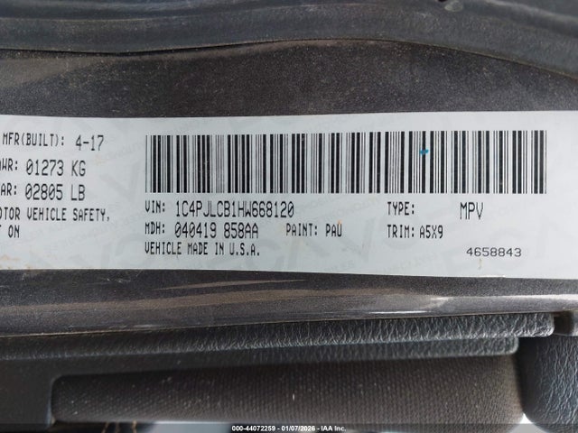 1C4PJLCB1HW668120 Jeep Cherokee Latitude Fwd