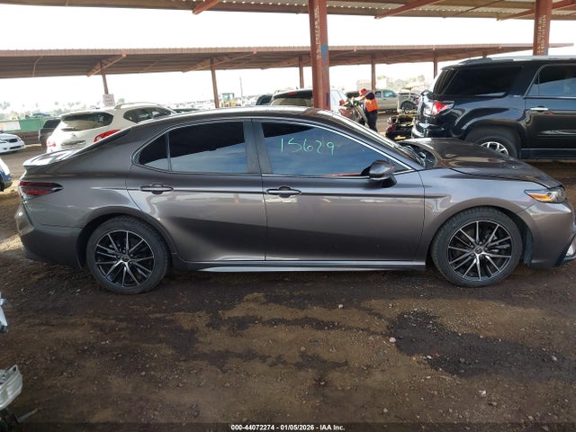 4T1G11AK3NU663351 Toyota CAMRY SE