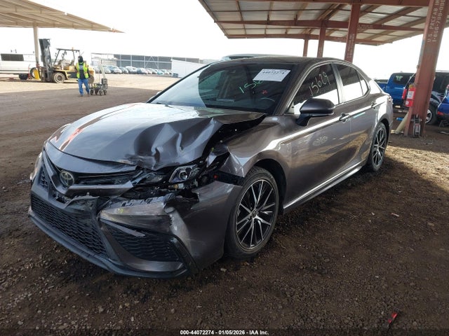4T1G11AK3NU663351 Toyota CAMRY SE