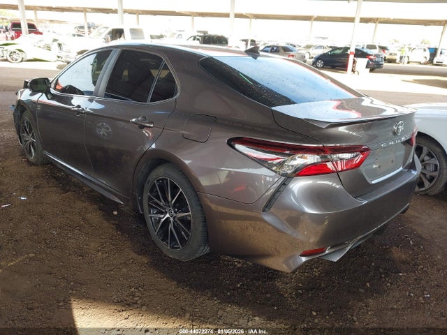 4T1G11AK3NU663351 Toyota CAMRY SE