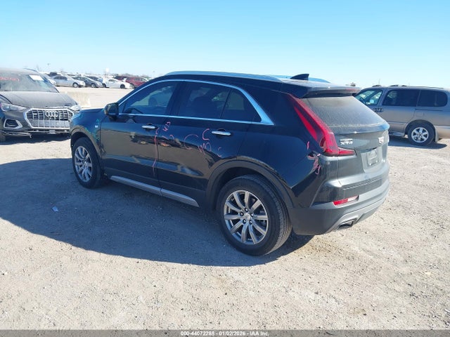 2020 CADILLAC XT4 1GYFZCR41LF068021 Photo 2