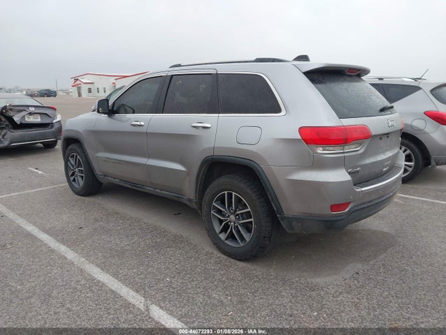 2017 JEEP GRAND CHEROKEE 1C4RJFBG1HC776214 Photo 2