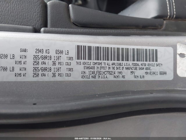 2017 JEEP GRAND CHEROKEE 1C4RJFBG1HC776214 Photo 8