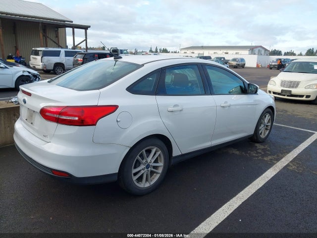 Ford FOCUS SE 2018 1FADP3F24JL251259 Image 4