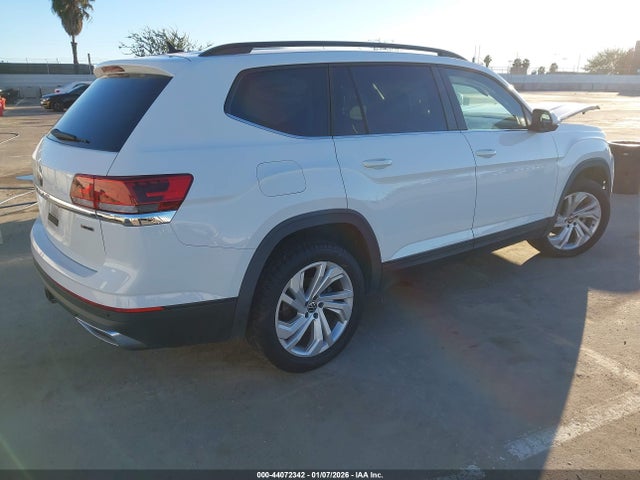 2021 VOLKSWAGEN ATLAS 1V2KR2CA4MC556524 Photo 3