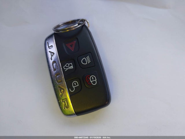 2015 JAGUAR XJ SAJWA2GT2FMV90806 Photo 10