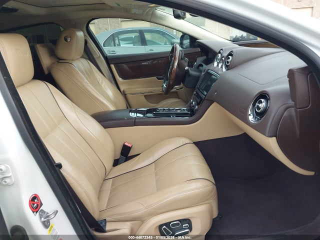 2015 JAGUAR XJ SAJWA2GT2FMV90806 Photo 4