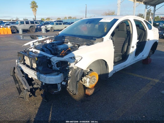 Ford Fusion Hybrid Se 2020 3FA6P0LU6LR251409 Image 2