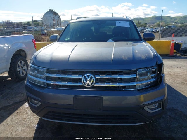 1V2NR2CA1JC570597 Volkswagen Atlas 3.6l V6 Sel Premium