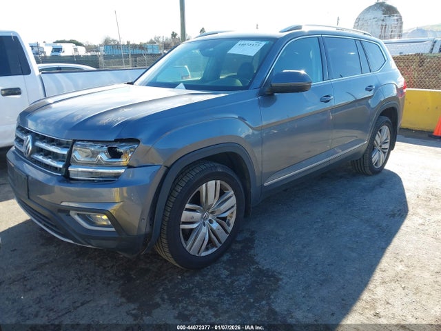 1V2NR2CA1JC570597 Volkswagen Atlas 3.6l V6 Sel Premium